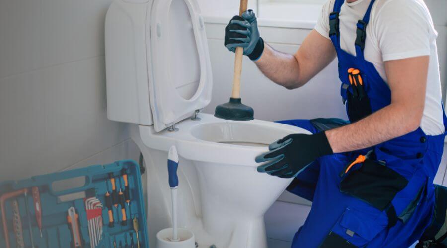 Professional septic pumping service in Chalmette, LA